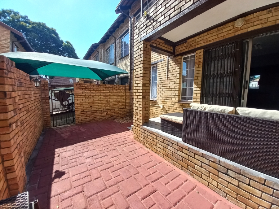 3 Bedroom Property for Sale in Safari Gardens North West